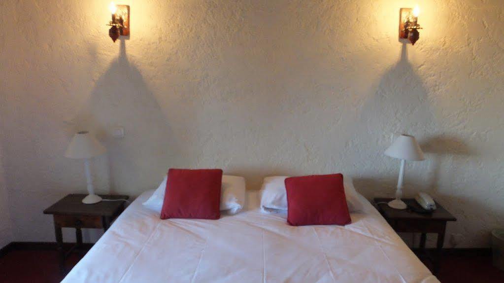 L'Estirado Des Adrets Hotel Les Adrets-de-l'Esterel Exterior photo